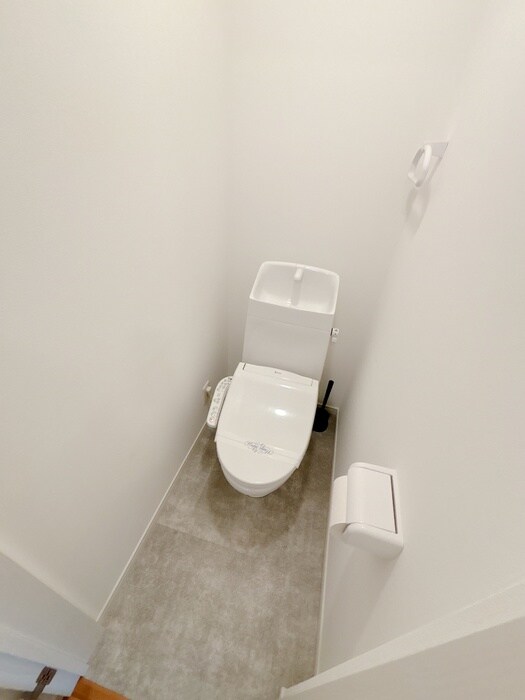 物件内観写真12　(トイレ)