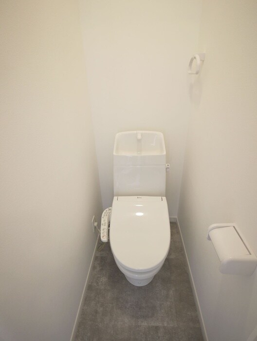 物件内観写真14　(トイレ)