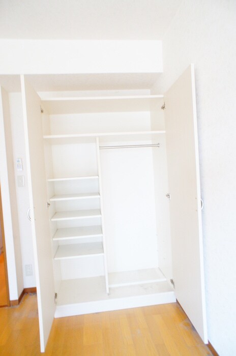 物件内観写真9　(収納)