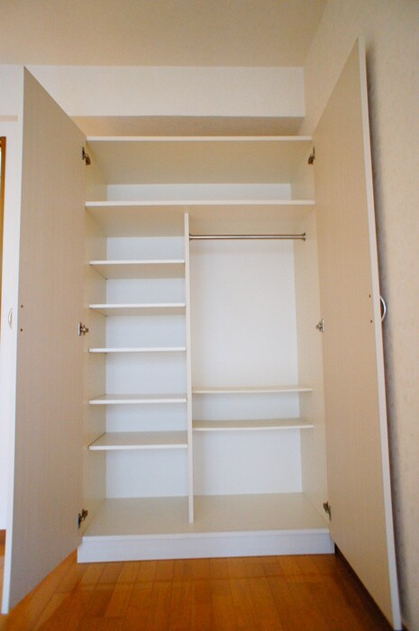 物件内観写真10　(収納)