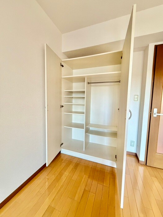 物件内観写真11　(収納)