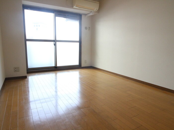 物件内観写真19　(居室)