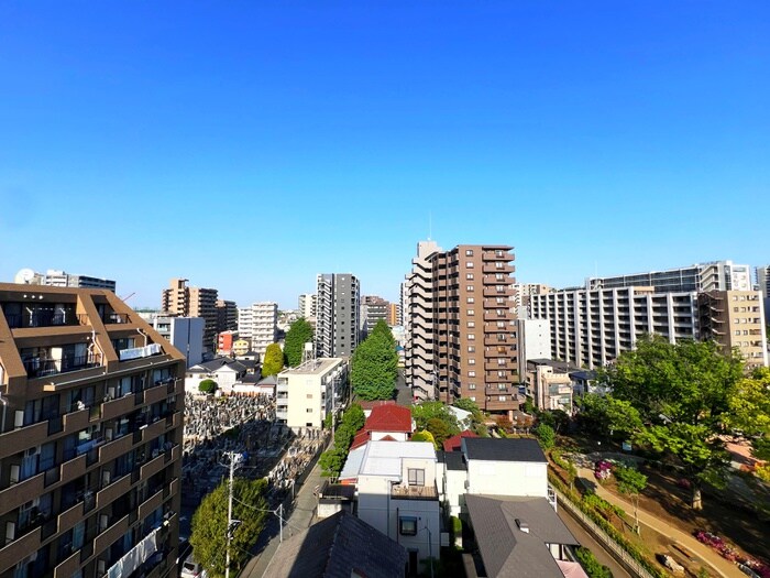 物件内観写真21　(室内からの展望)