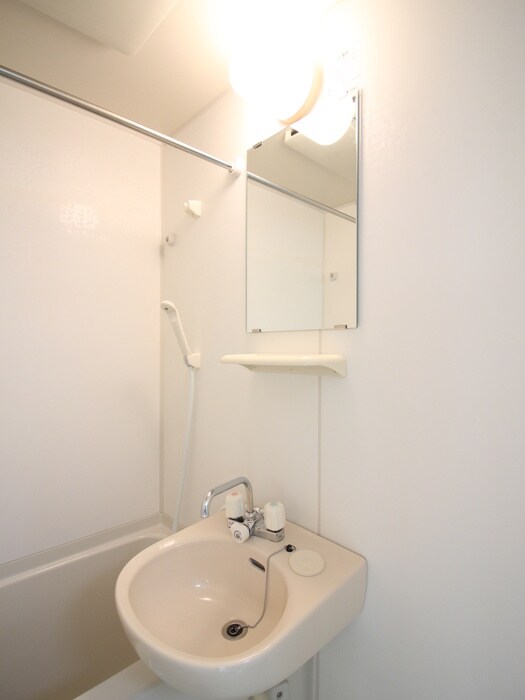 物件内観写真10　(洗面)