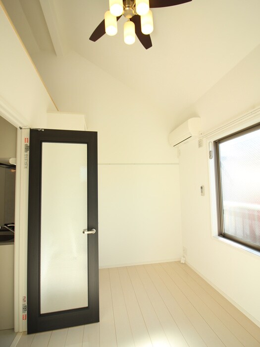 物件内観写真13　(居室)