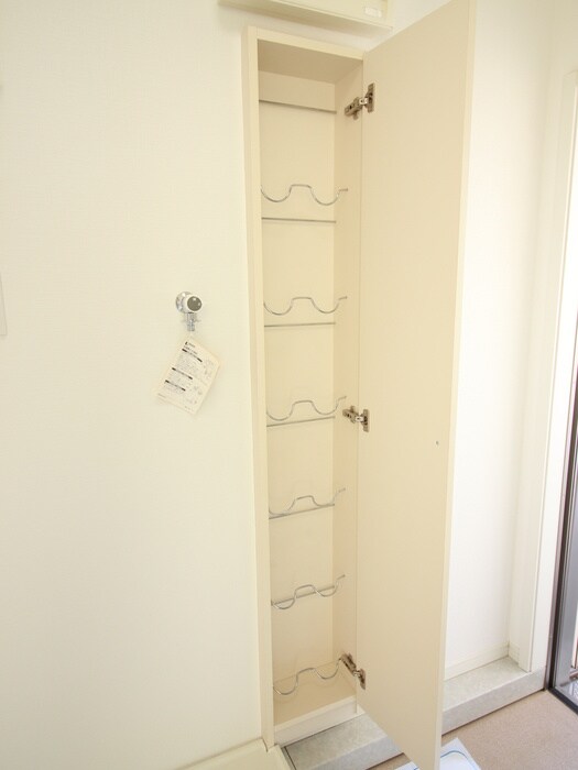 物件内観写真15　(靴箱)