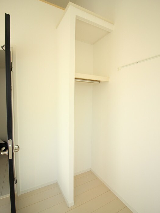 物件内観写真16　(収納)