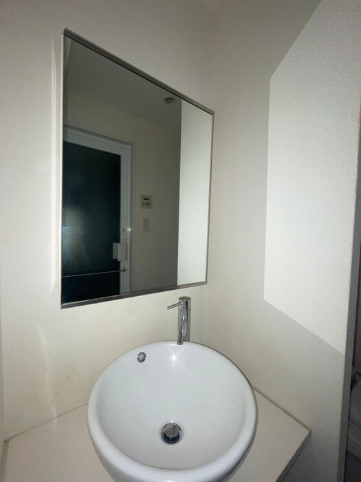 物件内観写真8　(トイレ)