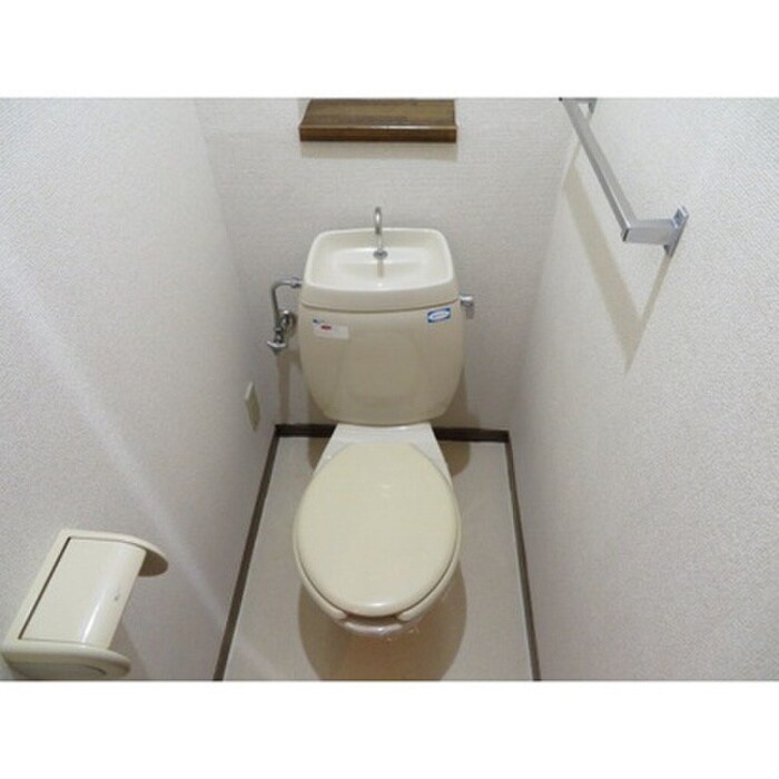 物件内観写真10　(トイレ)