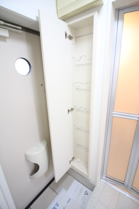 物件内観写真15　(靴箱)