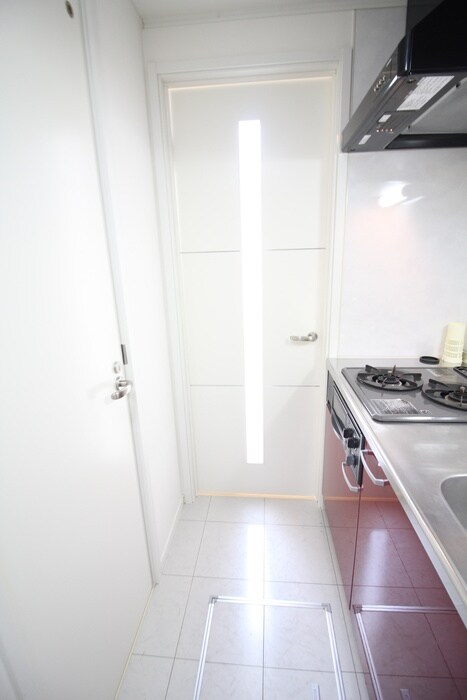 物件内観写真16　(廊下)