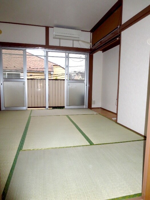 物件内観写真8　(居室)