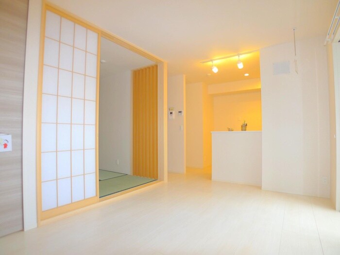 物件内観写真10　(内観写真)