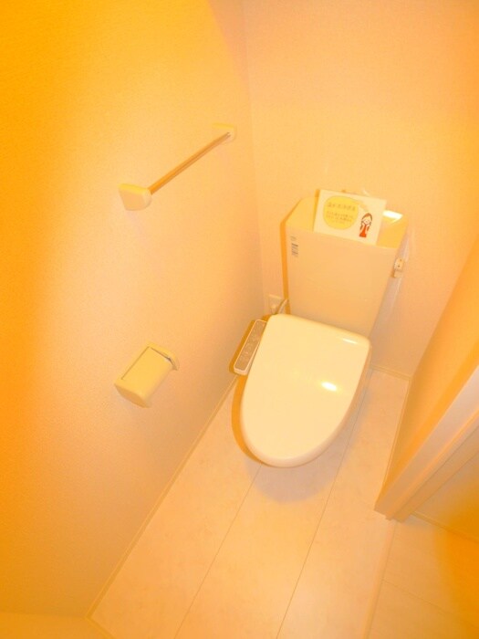 物件内観写真15　(トイレ)