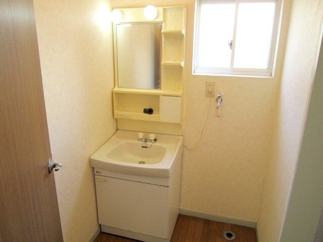 物件内観写真10　(洗面)