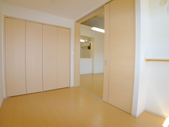 物件内観写真10　(居室)