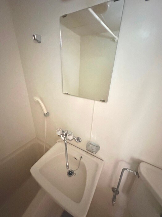 物件内観写真8　(洗面)