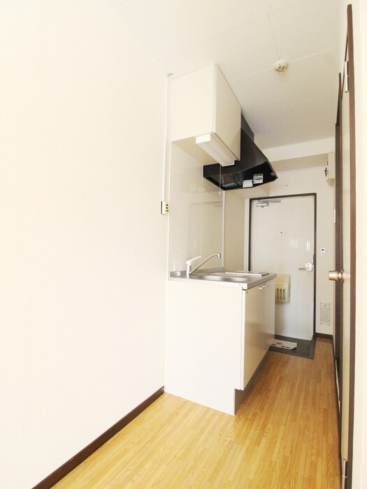 物件内観写真18　(廊下)