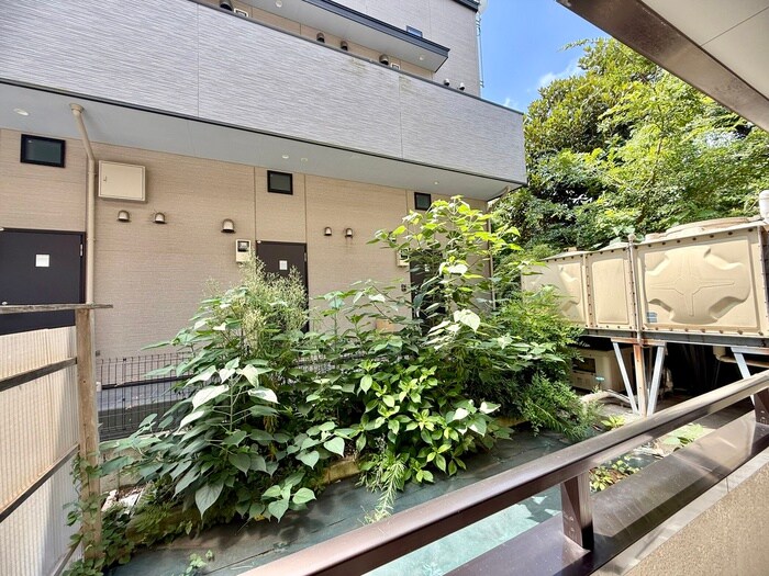 物件内観写真17　(室内からの展望)