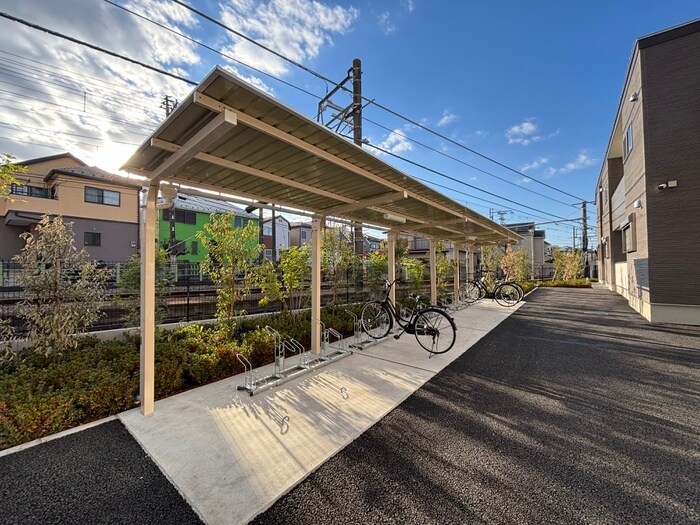 物件外観写真6　(駐輪場)