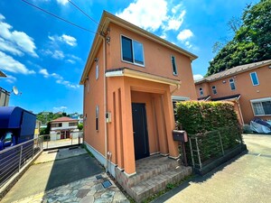 ファミーユ　２号棟外観写真
