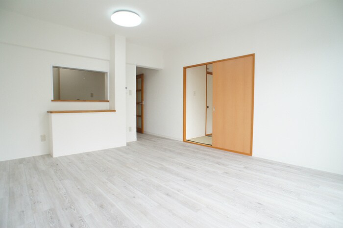 物件内観写真4　(内観写真)