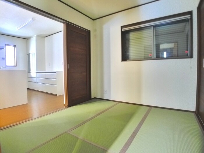 物件内観写真11　(居室)