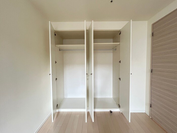 物件内観写真10　(収納)