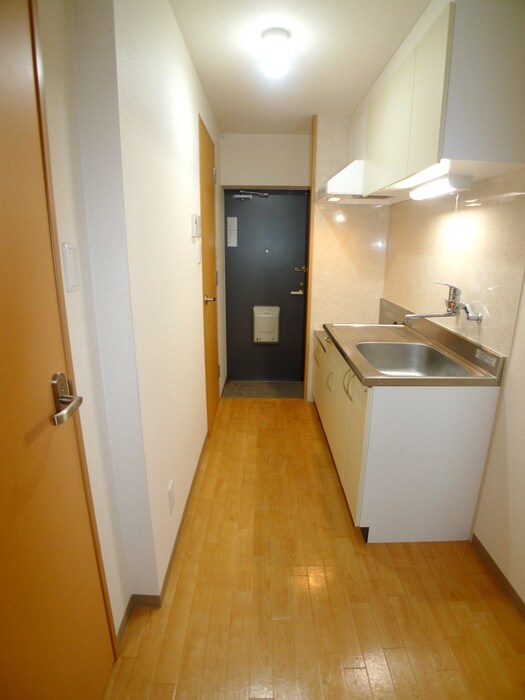 物件内観写真16　(廊下)