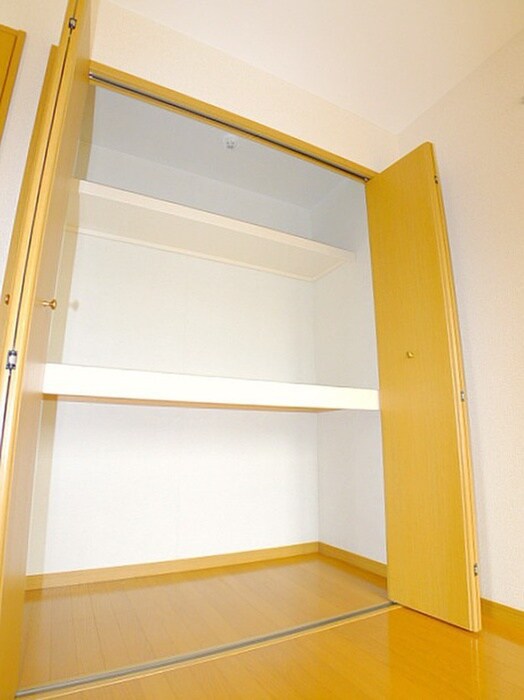 物件内観写真11　(収納)