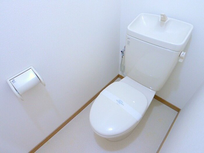 物件内観写真15　(トイレ)