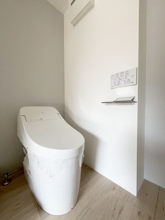 物件内観写真14　(トイレ)