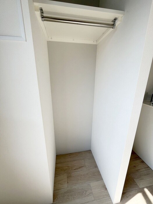 物件内観写真15　(収納)