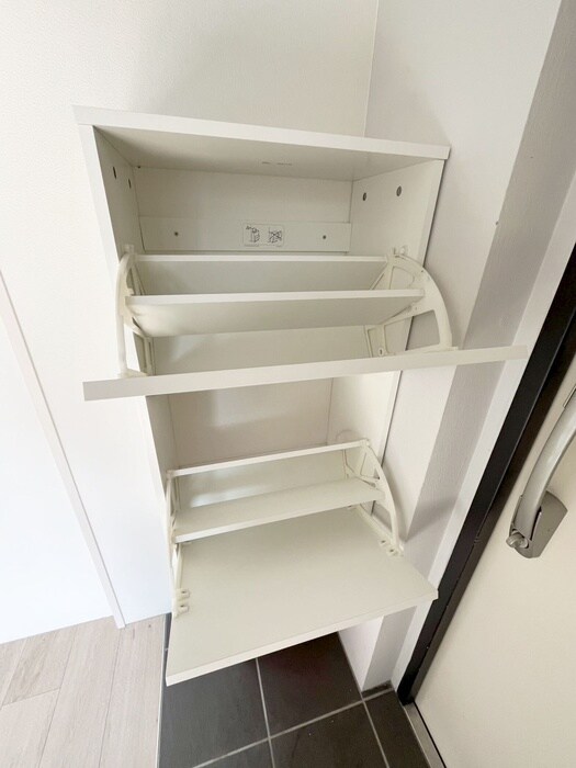 物件内観写真16　(靴箱)