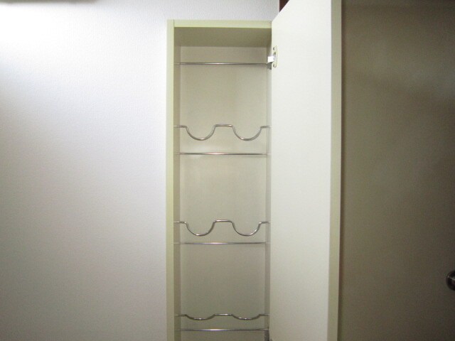 物件内観写真8　(靴箱)