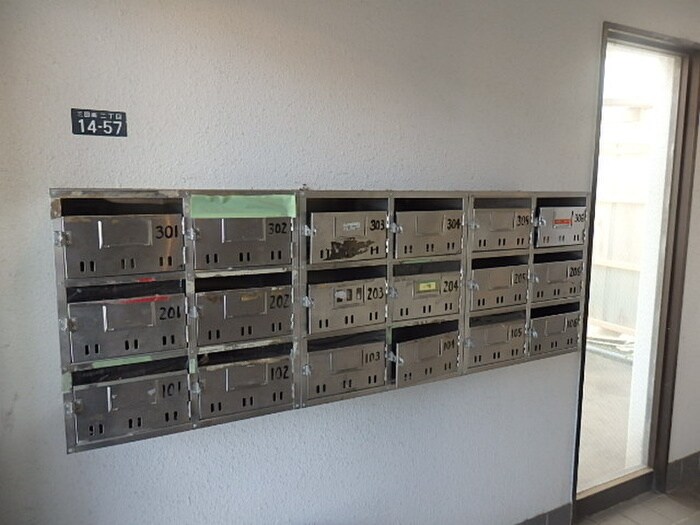 物件外観写真6　(建物設備)