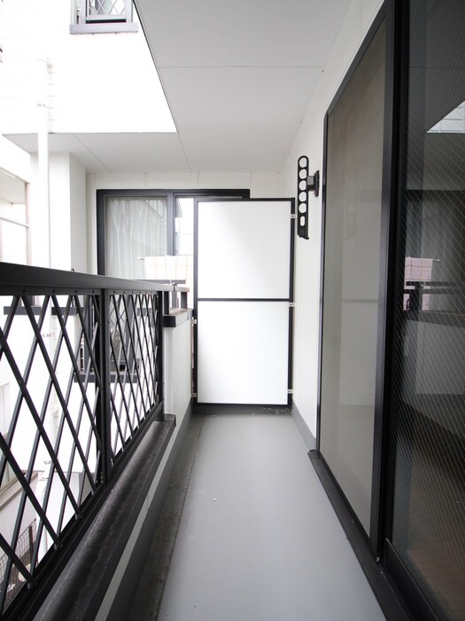 物件内観写真15　(ベランダ・バルコニー)