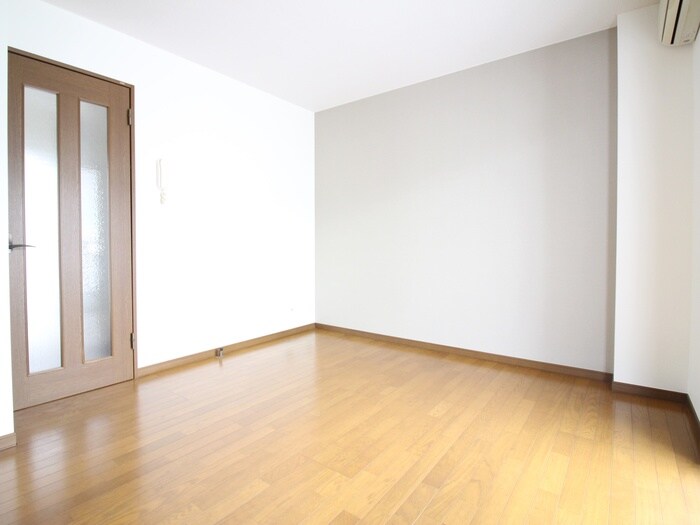 物件内観写真16　(室内からの展望)