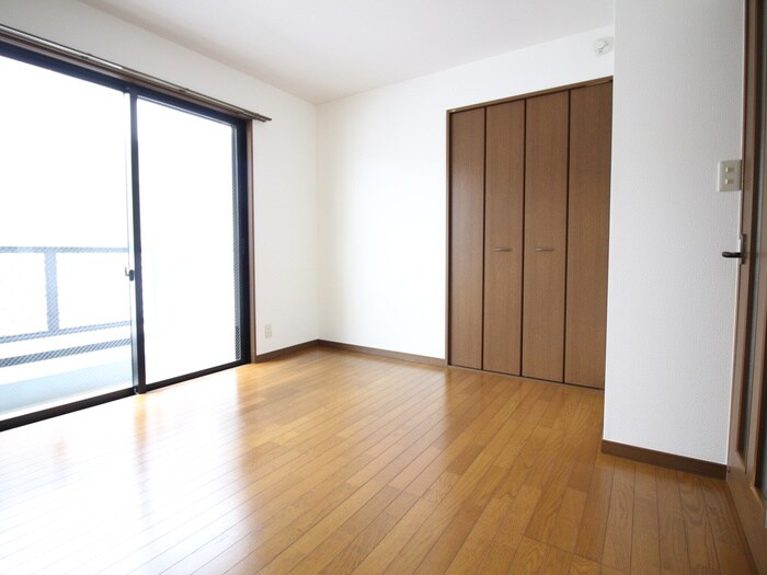 物件内観写真18　(居室)