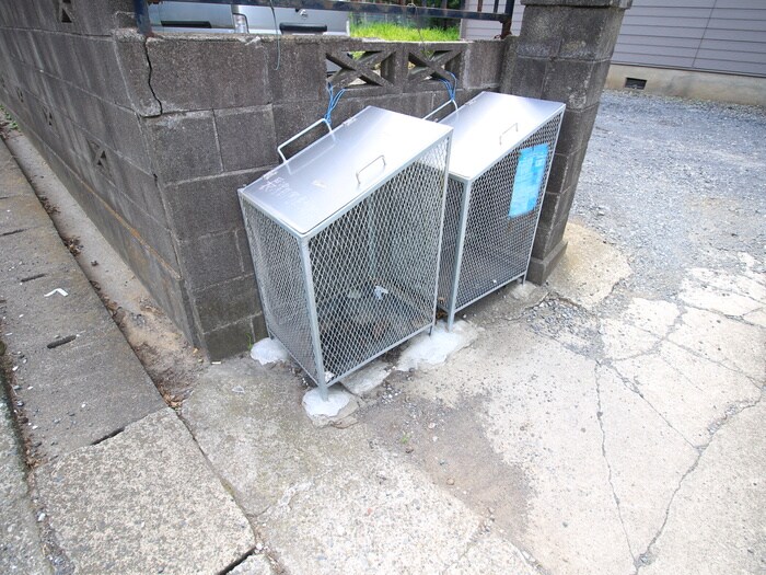 物件外観写真4　(建物設備)