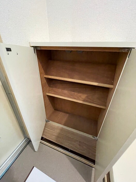 物件内観写真16　(靴箱)