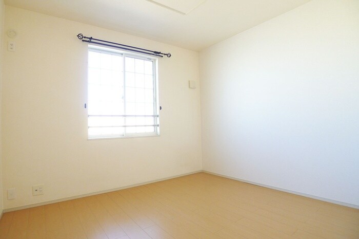 物件内観写真11　(居室)