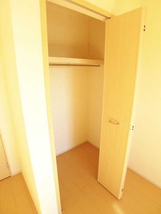 物件内観写真16　(収納)