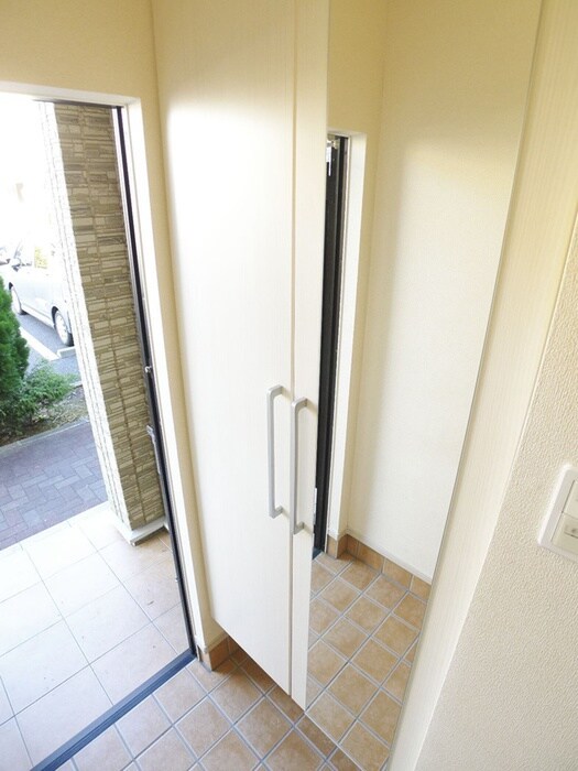 物件内観写真20　(玄関)