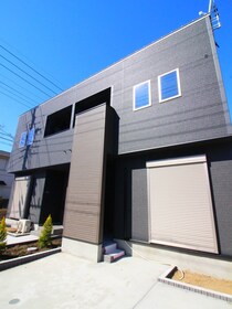 猫と住む家　La vie En Roseの外観写真