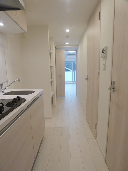 物件内観写真18　(廊下)