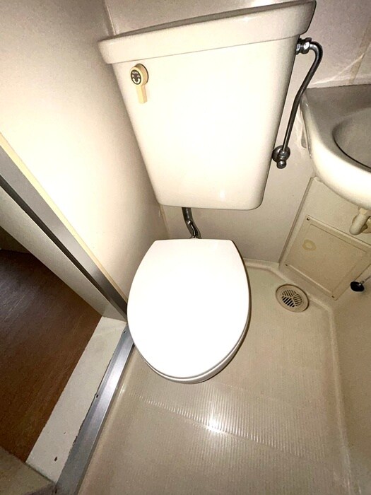 物件内観写真16　(トイレ)