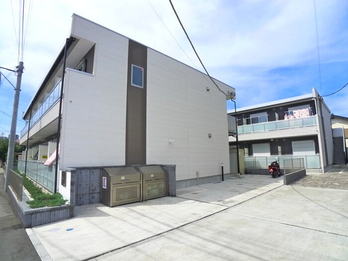 物件外観写真5　(外観写真)