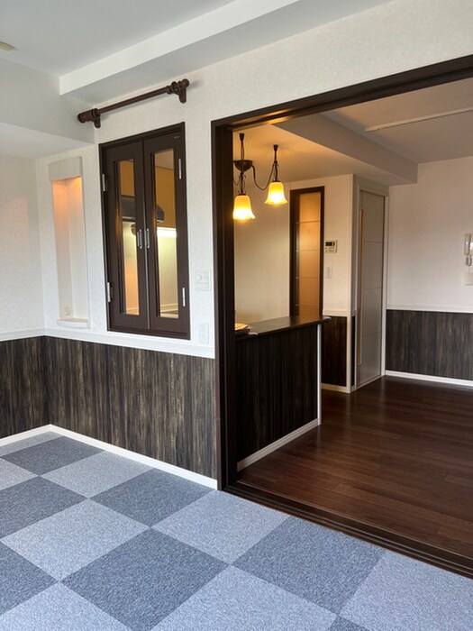 物件内観写真13　(廊下)