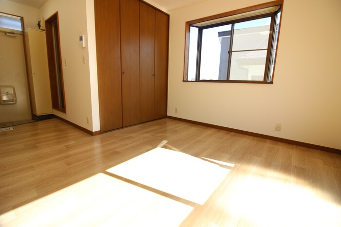 物件内観写真13　(居室)